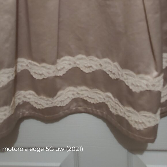 BCBGMAXAZRIA SKIRT COTTON POLYESTER BLEND IVORY ALENCON LACE ADORNMENT SIZE 8 - Picture 3 of 9